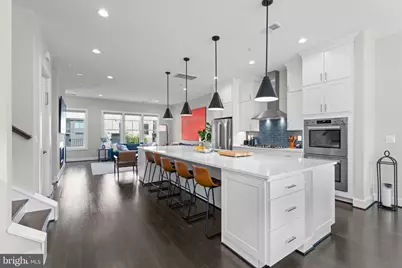125 Market Square NW #4, Vienna, VA 22180 - Photo 13