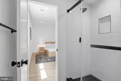 202 Branch Road SE, Vienna, VA 22180 - Photo 51