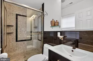 7024 Alicent Pl, McLean, VA 22101 - Photo 25