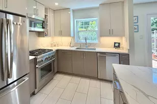 7024 Alicent Pl, McLean, VA 22101 - Photo 13
