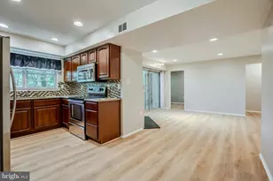 7717 Inversham Dr, Falls Church, VA 22042 - Photo 9