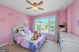 3907 Clares Ct, Fairfax, VA 22033 - Photo 19