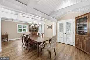 11744 Stuart Mill Rd, Oakton, VA 22124 - Photo 11