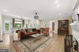 11744 Stuart Mill Rd, Oakton, VA 22124 - Photo 9