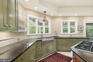 11744 Stuart Mill Rd, Oakton, VA 22124 - Photo 23