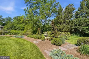 11744 Stuart Mill Rd, Oakton, VA 22124 - Photo 55