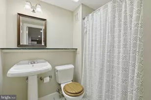 11744 Stuart Mill Rd, Oakton, VA 22124 - Photo 47