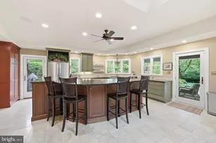 11744 Stuart Mill Rd, Oakton, VA 22124 - Photo 25