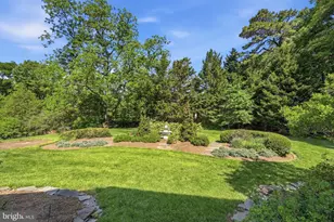11744 Stuart Mill Rd, Oakton, VA 22124 - Photo 59