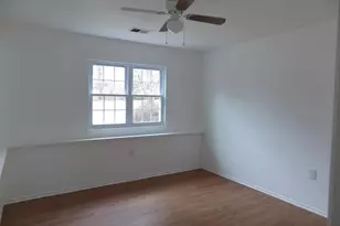 10598 Reed's Landing Cir, Burke, VA 22015 - Photo 13