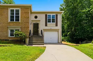 10598 Reed's Landing Cir, Burke, VA 22015 - Photo 1