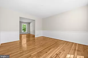 4030 Hadley Ln, Fairfax, VA 22032 - Photo 9