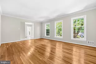 4030 Hadley Ln, Fairfax, VA 22032 - Photo 7
