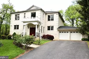 1310 Forestwood Dr, McLean, VA 22101 - Photo 7