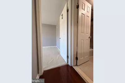 9115 Barrick Street, Fairfax, VA 22031 - Photo 5