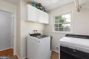 9617 Verdict Dr, Vienna, VA 22181 - Photo 31