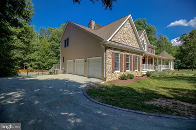 813 Blacks Hill Road, Great Falls, VA 22066 - Photo 7
