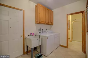 813 Blacks Hill Rd, Great Falls, VA 22066 - Photo 39