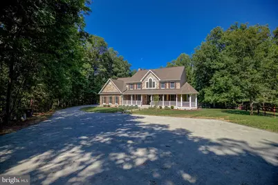 813 Blacks Hill Road, Great Falls, VA 22066 - Photo 5