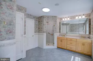 813 Blacks Hill Rd, Great Falls, VA 22066 - Photo 47