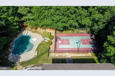 813 Blacks Hill Road, Great Falls, VA 22066 - Photo 13