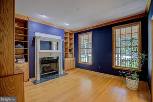 813 Blacks Hill Rd, Great Falls, VA 22066 - Photo 25