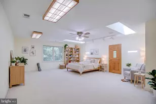 813 Blacks Hill Rd, Great Falls, VA 22066 - Photo 53