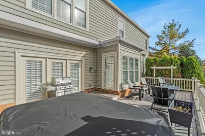 9733 Hidden Valley Road, Vienna, VA 22181 - Photo 11