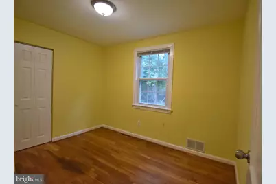 7804 Ridgewood Drive, Annandale, VA 22003 - Photo 5