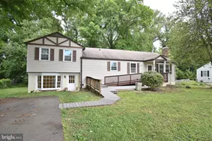 7804 Ridgewood Dr, Annandale, VA 22003 - Photo 1