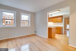 3783 Persimmon Cir, Fairfax, VA 22031 - Photo 3