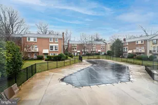 3783 Persimmon Cir, Fairfax, VA 22031 - Photo 21