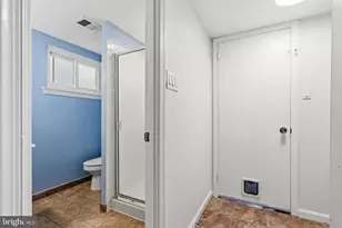3900 Flagstone Terrace, Alexandria, VA 22306 - Photo 7