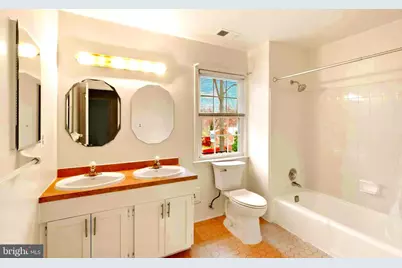 7109 Davis Court, McLean, VA 22101 - Photo 35