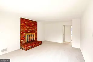 7109 Davis Ct, McLean, VA 22101 - Photo 17