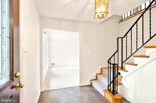 7109 Davis Ct, McLean, VA 22101 - Photo 5