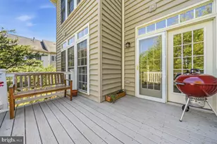 8058 Samuel Wallis St, Lorton, VA 22079 - Photo 3