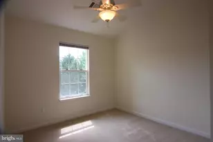 7491 Digby Grn, Alexandria, VA 22315 - Photo 15