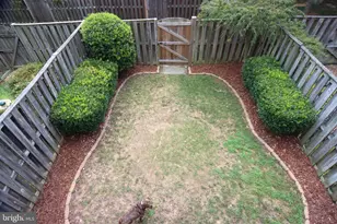 7491 Digby Grn, Alexandria, VA 22315 - Photo 27