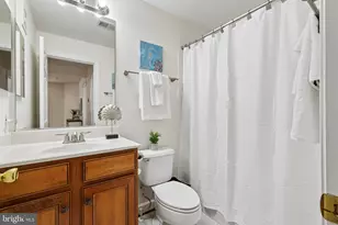 2507 Einstein St, Herndon, VA 20171 - Photo 13