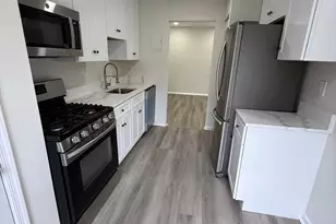 5608 Bloomfield Dr, Alexandria, VA 22312 - Photo 7