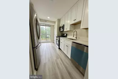 5608 Bloomfield Drive #201, Alexandria, VA 22312 - Photo 5