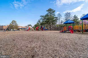 6901 Victoria Dr, Alexandria, VA 22310 - Photo 39