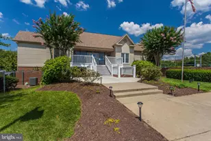 6901 Victoria Dr, Alexandria, VA 22310 - Photo 33