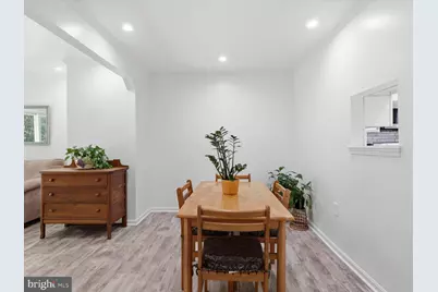 5742 Burke Towne Court, Burke, VA 22015 - Photo 17
