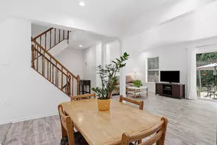5742 Burke Towne Ct, Burke, VA 22015 - Photo 13