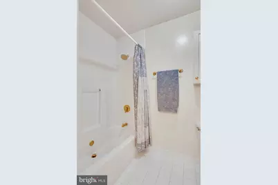 1427 Laurel Road, Vienna, VA 22182 - Photo 35