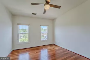 4907 Elsa Ct, Fairfax, VA 22030 - Photo 39