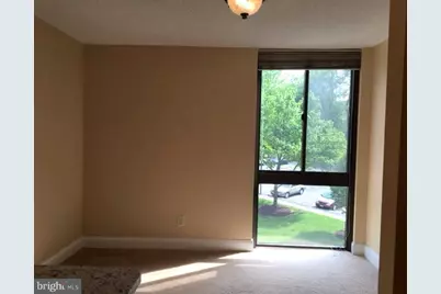 2300 Pimmit Drive #204, Falls Church, VA 22043 - Photo 5