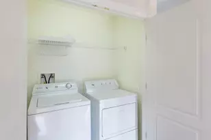 9588 Lagersfield Cir, Vienna, VA 22181 - Photo 35